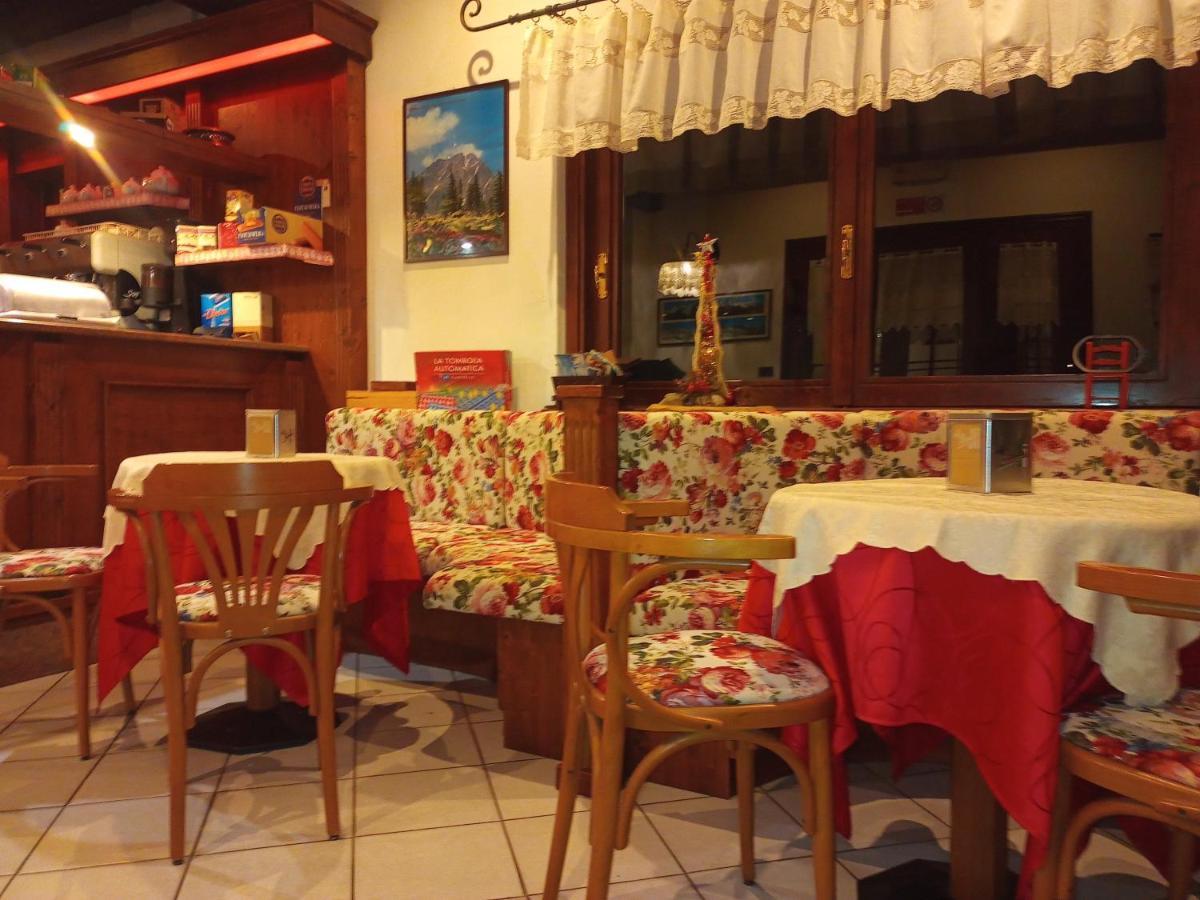 Albergo Martinet Vernante Exterior photo