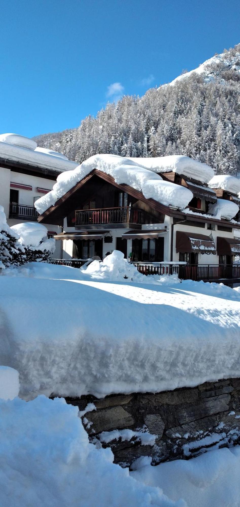 Albergo Martinet Vernante Exterior photo